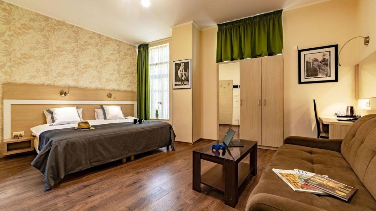 Hotel Trianon Bucureşti Exterior foto