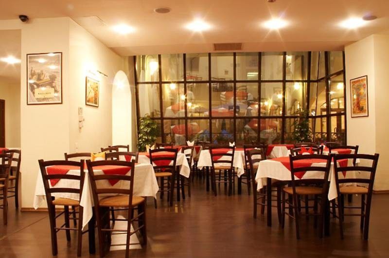 Hotel Trianon Bucureşti Exterior foto