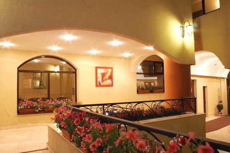 Hotel Trianon Bucureşti Exterior foto